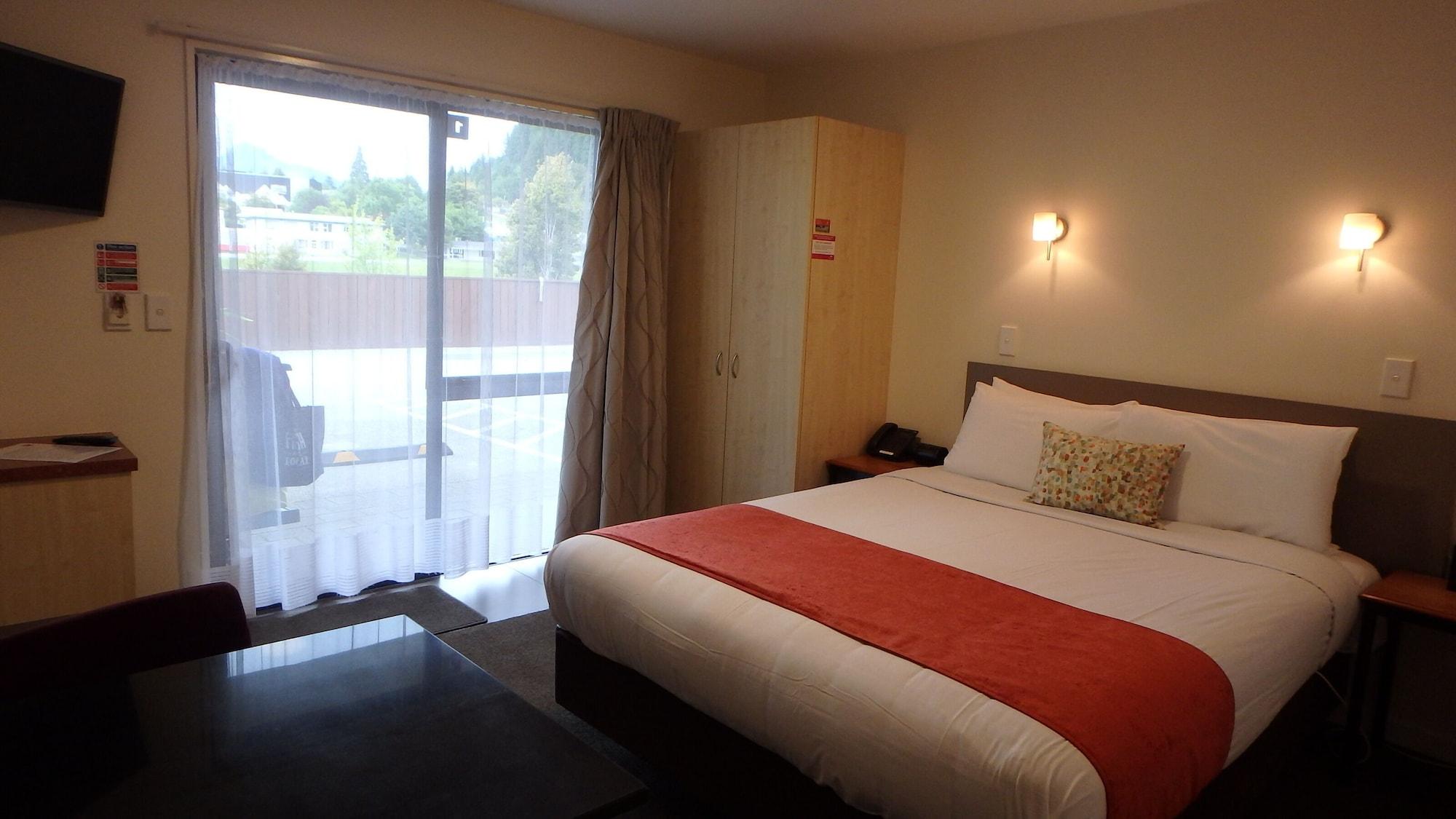เบลลาวิสต้าควีนส์ทาว์น Motel ควีนส์ทาวน์ ภายนอก รูปภาพ